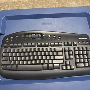 Microsoft Wireless Multimedia Keyboard 1.1 Model 1014 (Keyboard Only)